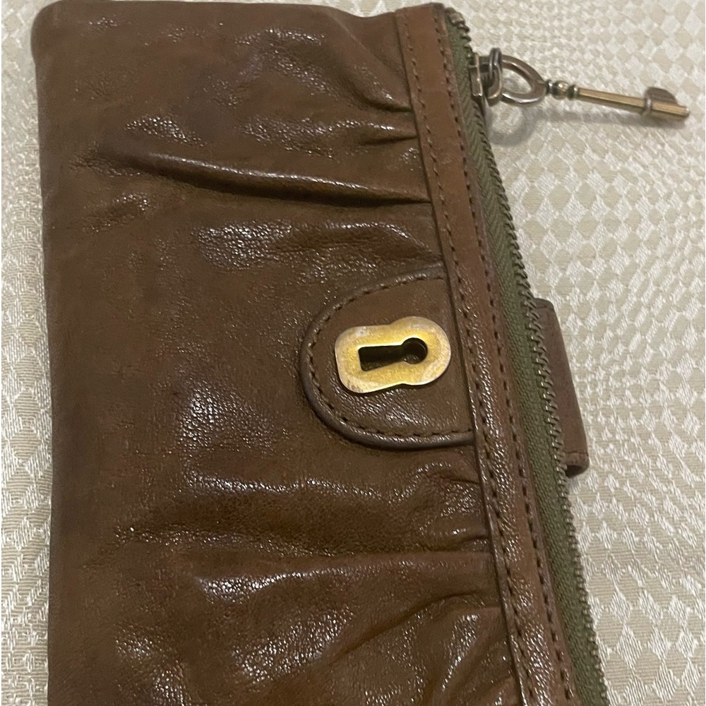 Fossil wallet